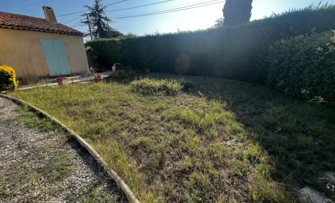 Remise en état d'un jardin et taille de haie sur le Muy , Draguignan, BECHELLI PAYSAGES